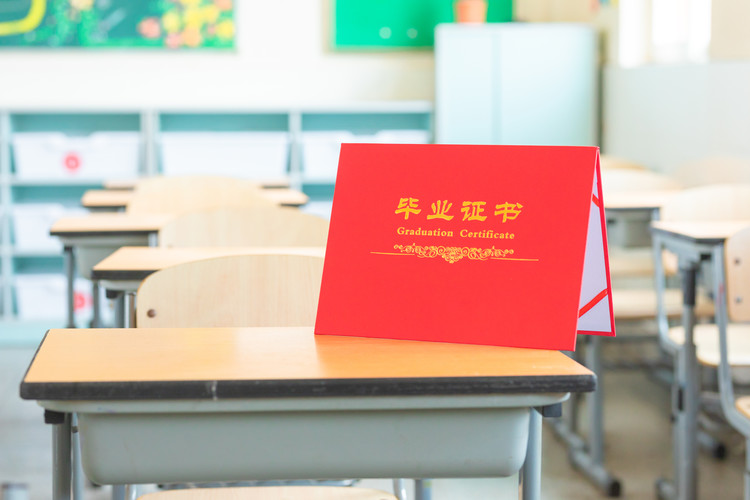 技术学校有哪些专业适合男孩子、学厨师去哪里学好能学到技术